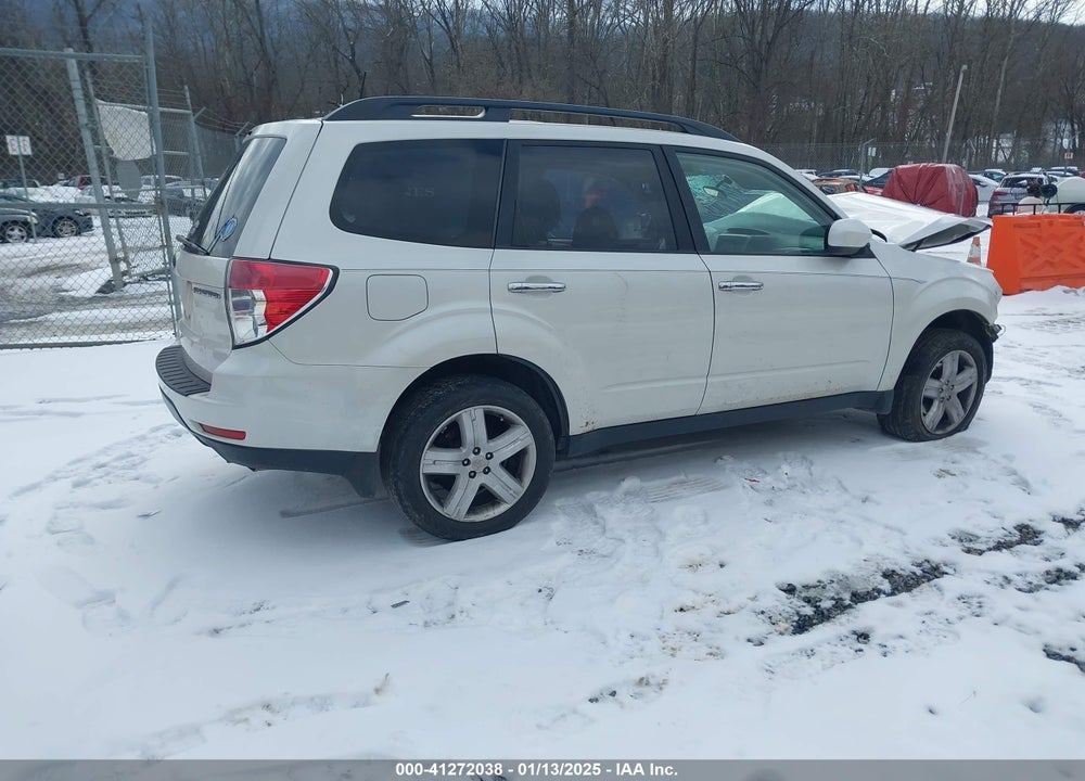 2010 SUBARU FORESTER 2.5X PREMIUM VIN: JF2SH6CC1AH725427