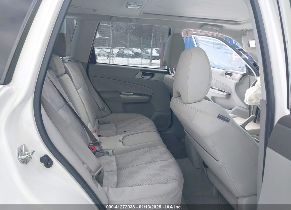 2010 SUBARU FORESTER 2.5X PREMIUM VIN: JF2SH6CC1AH725427