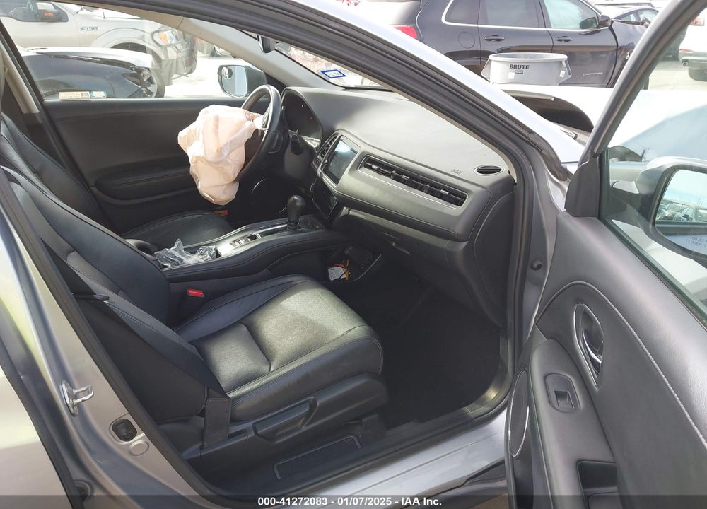 2019 HONDA HR-V VIN: 3CZRU6H72KM720121