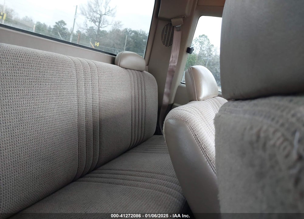 1997 CHEVROLET C1500 FLEETSIDE VIN: 1GCEC19MXVE239610