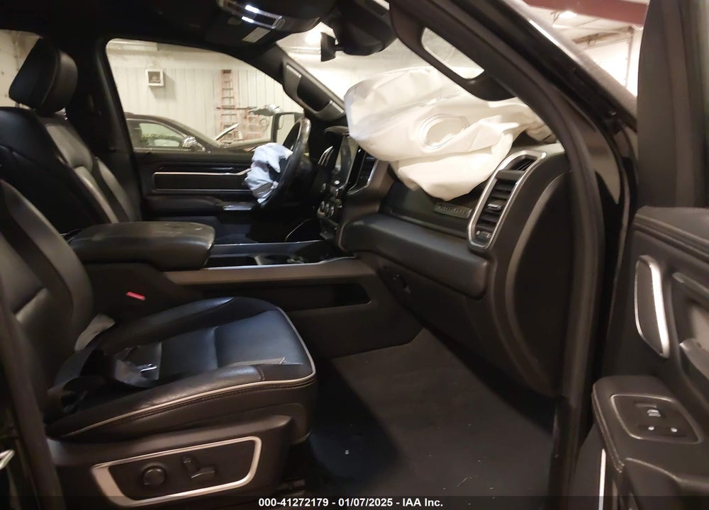 2022 RAM 1500 VIN: 1C6SRFJT5NN320376