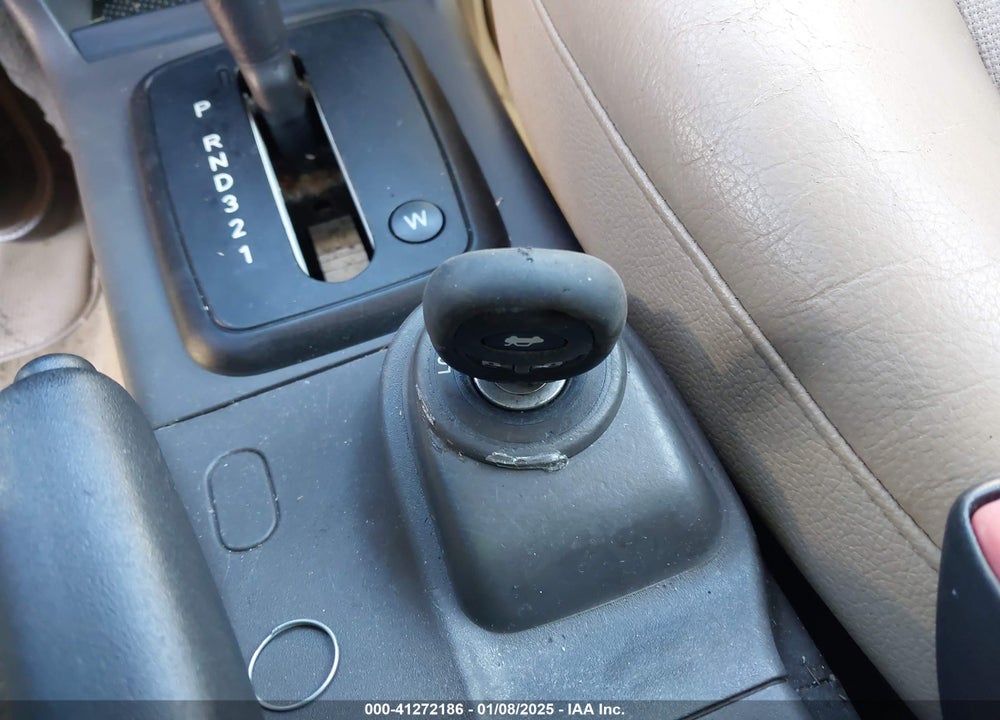2002 SAAB 9-3 SE VIN: YS3DF58K122024469