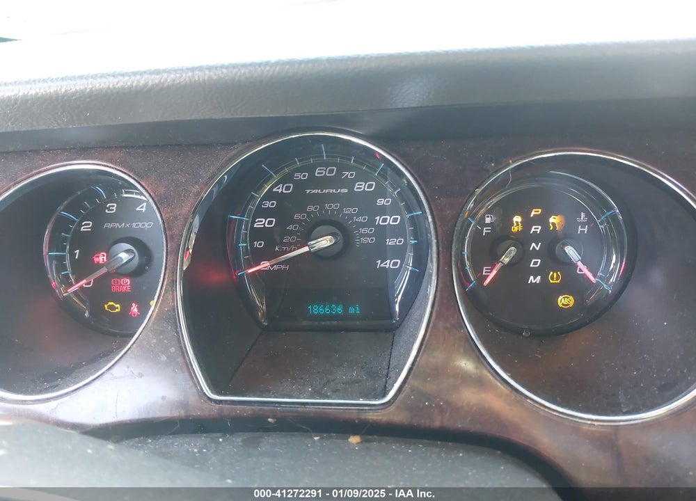 2011 FORD TAURUS VIN: 1FAHP2FW2BG114328