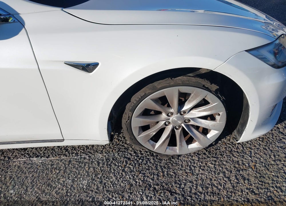 2017 TESLA MODEL S VIN: 5YJSA1E23HF230019