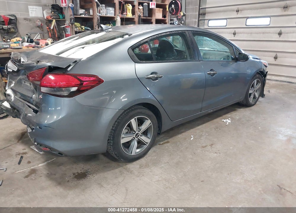 2018 KIA FORTE VIN: 3KPFL4A7XJE215656