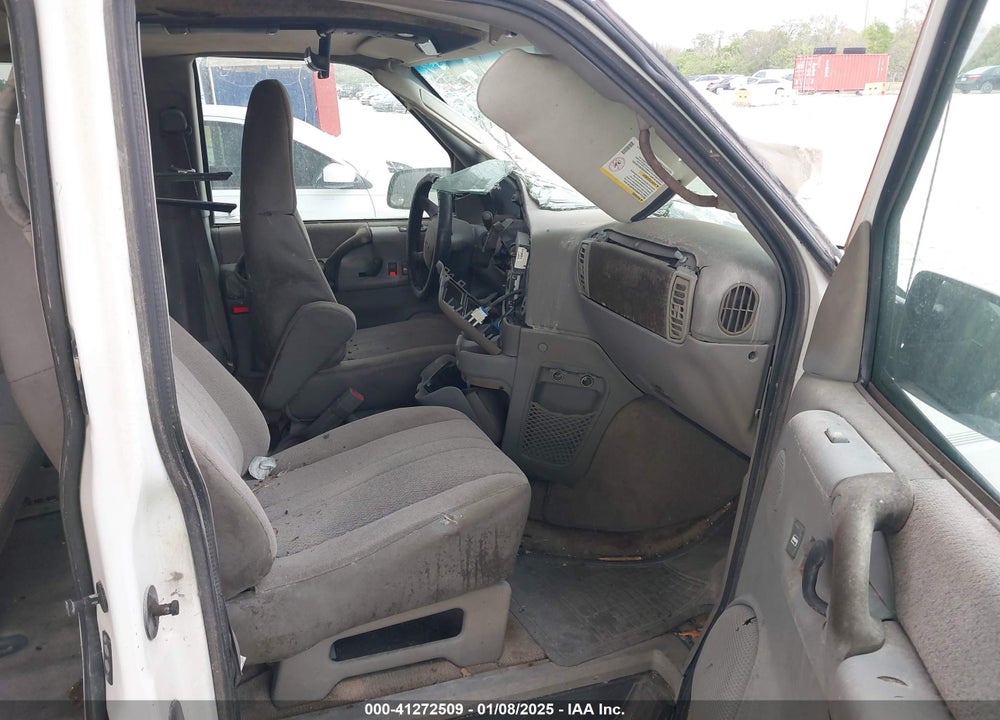 2003 CHEVROLET ASTRO VIN: 1GNDM19X53B117813