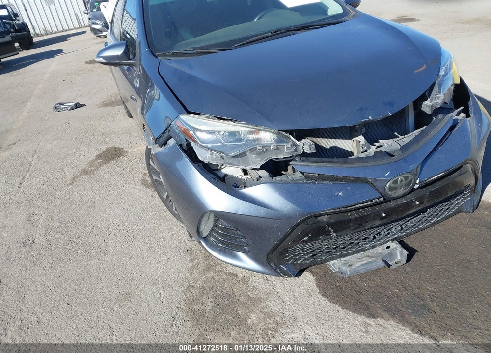 2018 TOYOTA COROLLA XSE VIN: 5YFBURHE5JP753435