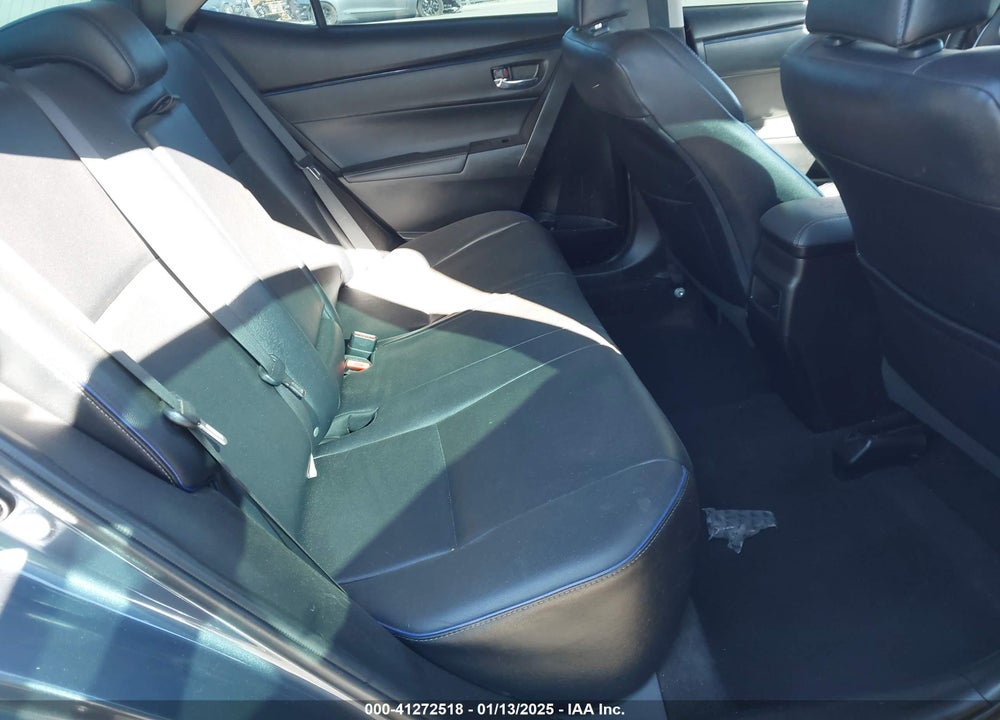2018 TOYOTA COROLLA XSE VIN: 5YFBURHE5JP753435