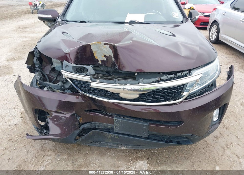 2015 KIA SORENTO VIN: 5XYKU4A70FG553038