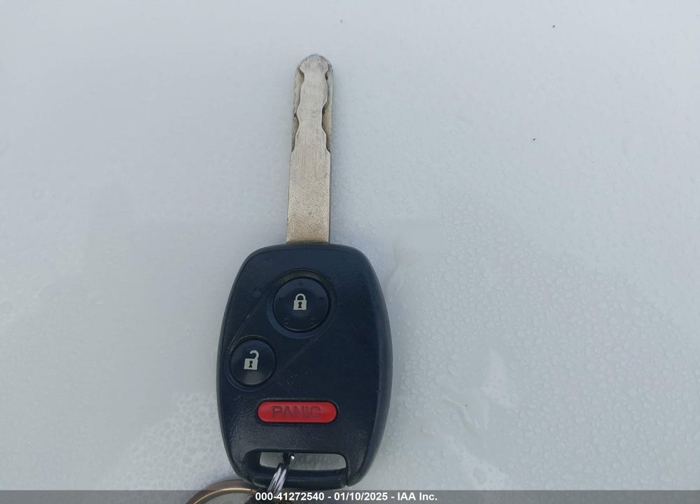 2006 HONDA PILOT EX-L VIN: 2HKYF18586H534396