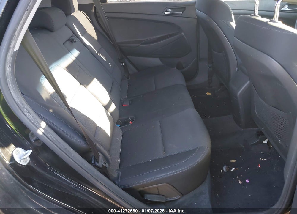 2016 HYUNDAI TUCSON SE VIN: KM8J3CA42GU076476
