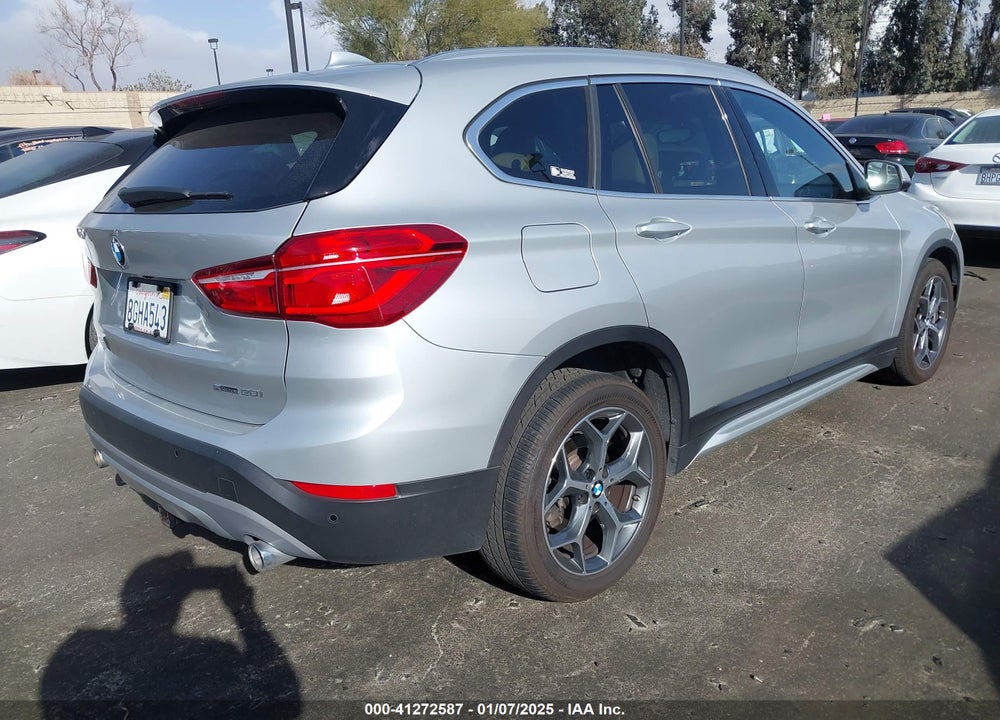 2018 BMW X1 SDRIVE28I VIN: WBXHU7C39J3H43817