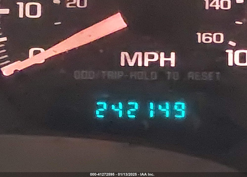 2000 CHEVROLET S-10 LS VIN: 1GCDT19WXYK179539