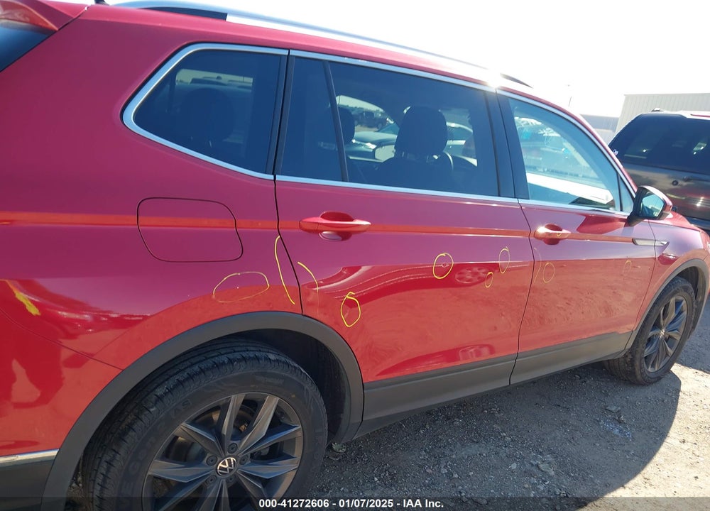 2022 VOLKSWAGEN TIGUAN 2.0T SE VIN: 3VV2B7AX2NM168798