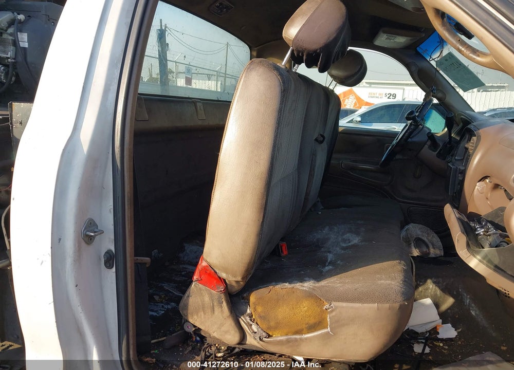 2001 TOYOTA TUNDRA VIN: 5TBJN32101S192587