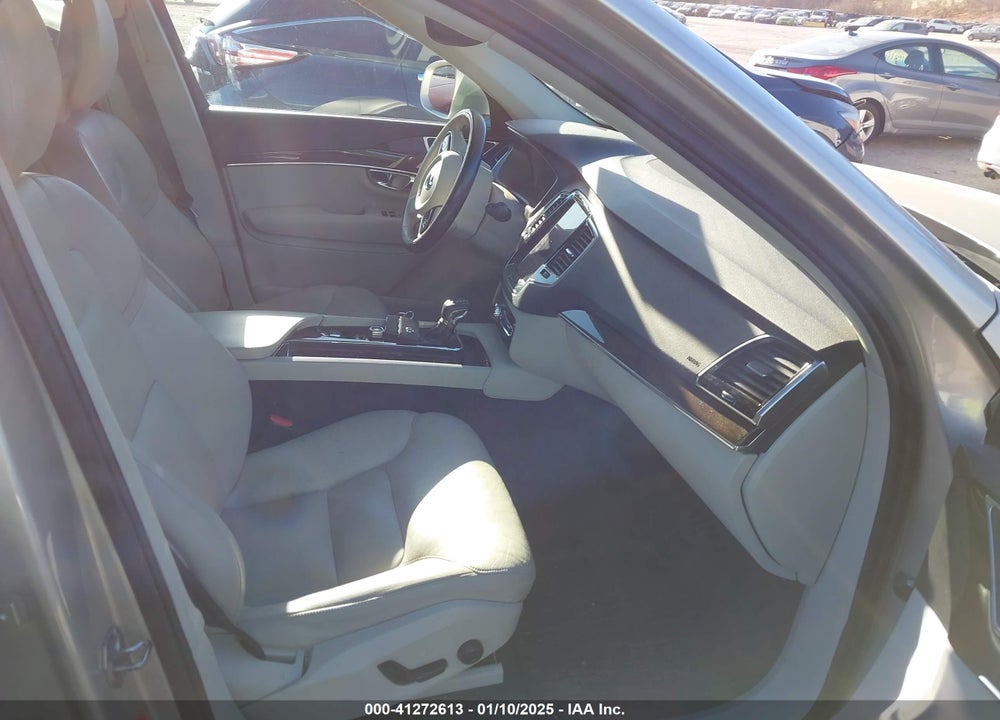 2016 VOLVO XC90 VIN: YV4A22PK9G1071782