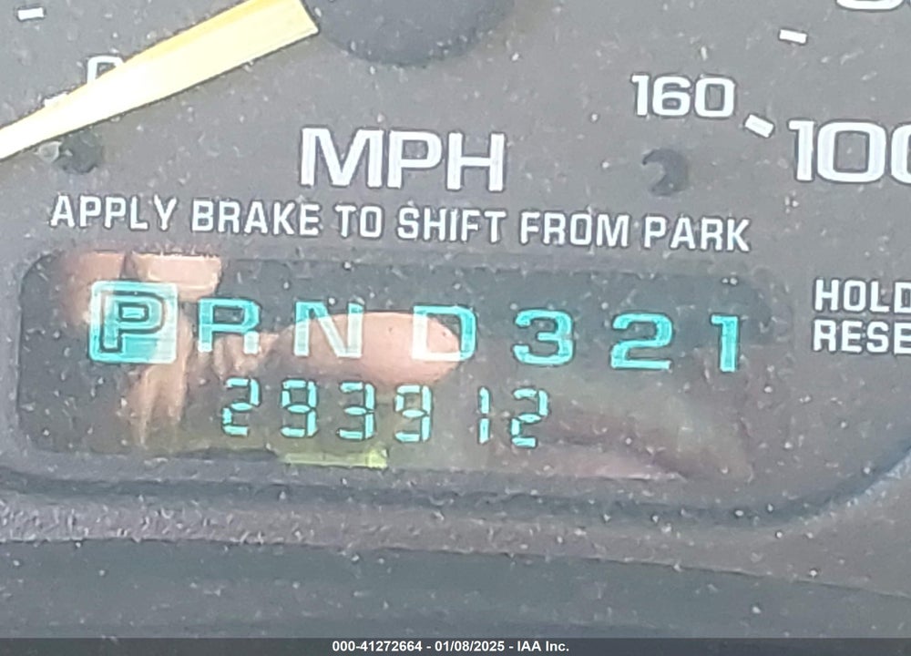 2001 CHEVROLET TAHOE LT VIN: 1GNEK13T31J119997