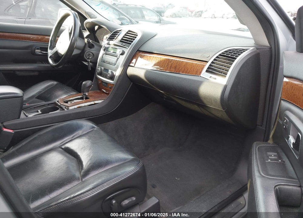 2009 CADILLAC SRX V6 VIN: 1GYEE637890119036