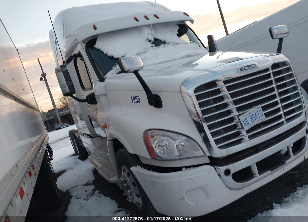 2013 FREIGHTLINER CASCADIA 125 --- VIN: 1FUJGLDV1DSBT0611