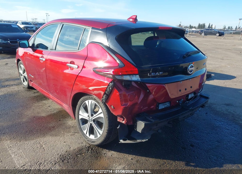 2018 NISSAN LEAF SV VIN: 1N4AZ1CP7JC305428