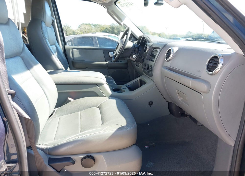 2004 FORD EXPEDITION NBX/XLT VIN: 1FMFU16L24LB19187