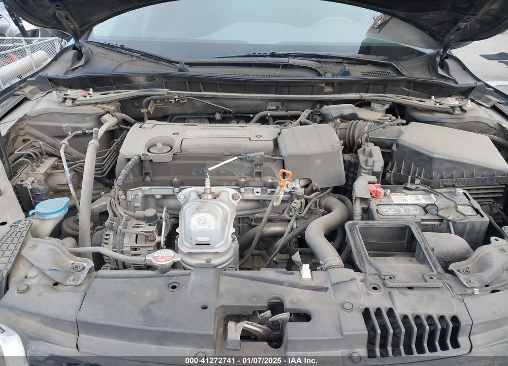 2015 HONDA ACCORD VIN: 1HGCR2F58FA001323