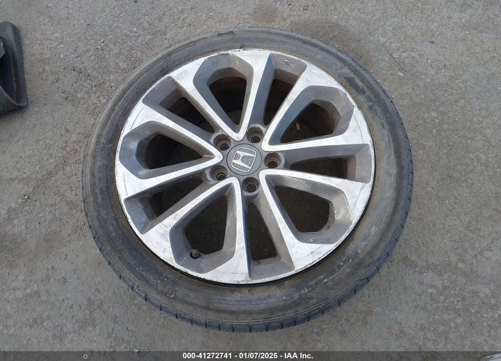 2015 HONDA ACCORD VIN: 1HGCR2F58FA001323