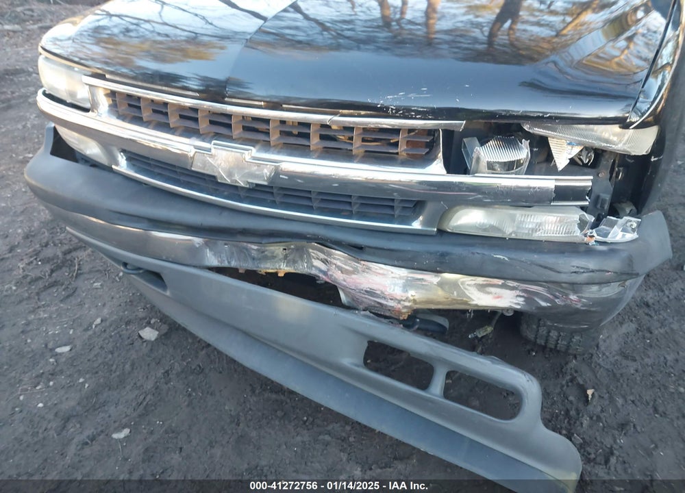 2005 CHEVROLET TAHOE LS VIN: 1GNEK13T55J147242