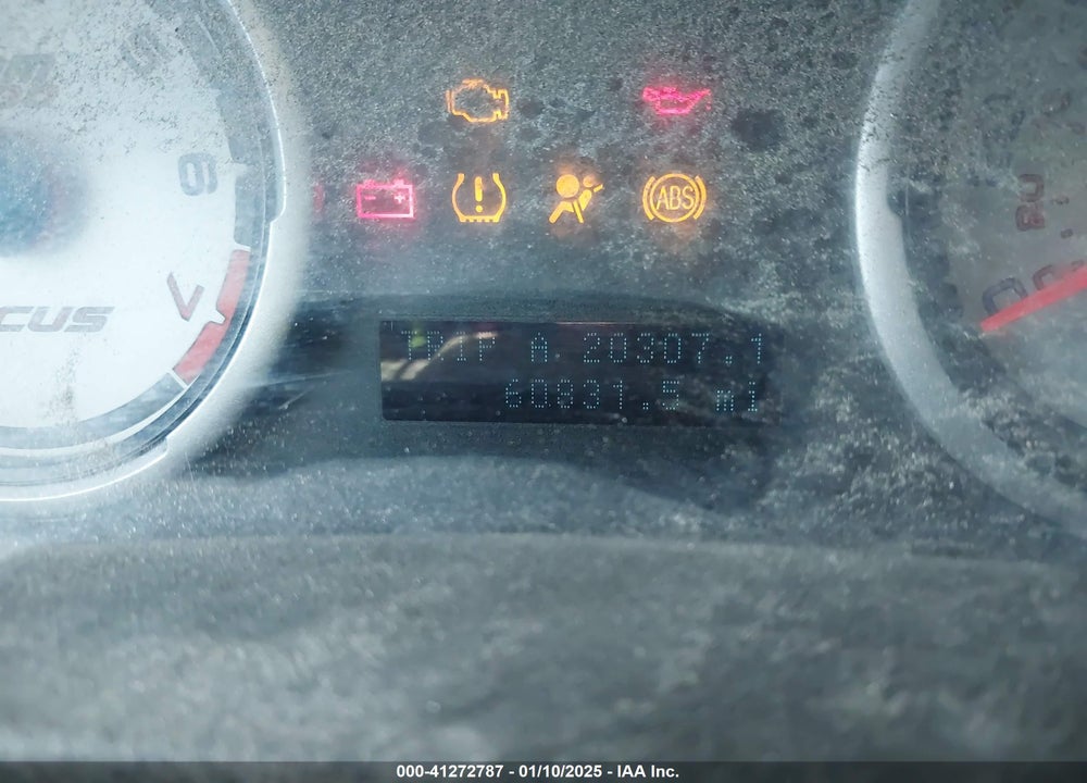2010 FORD FOCUS SE VIN: 1FAHP3FN7AW281057