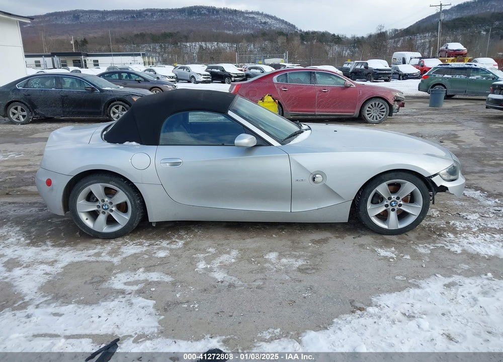 2007 BMW Z4 VIN: 4USBU33557LW59829