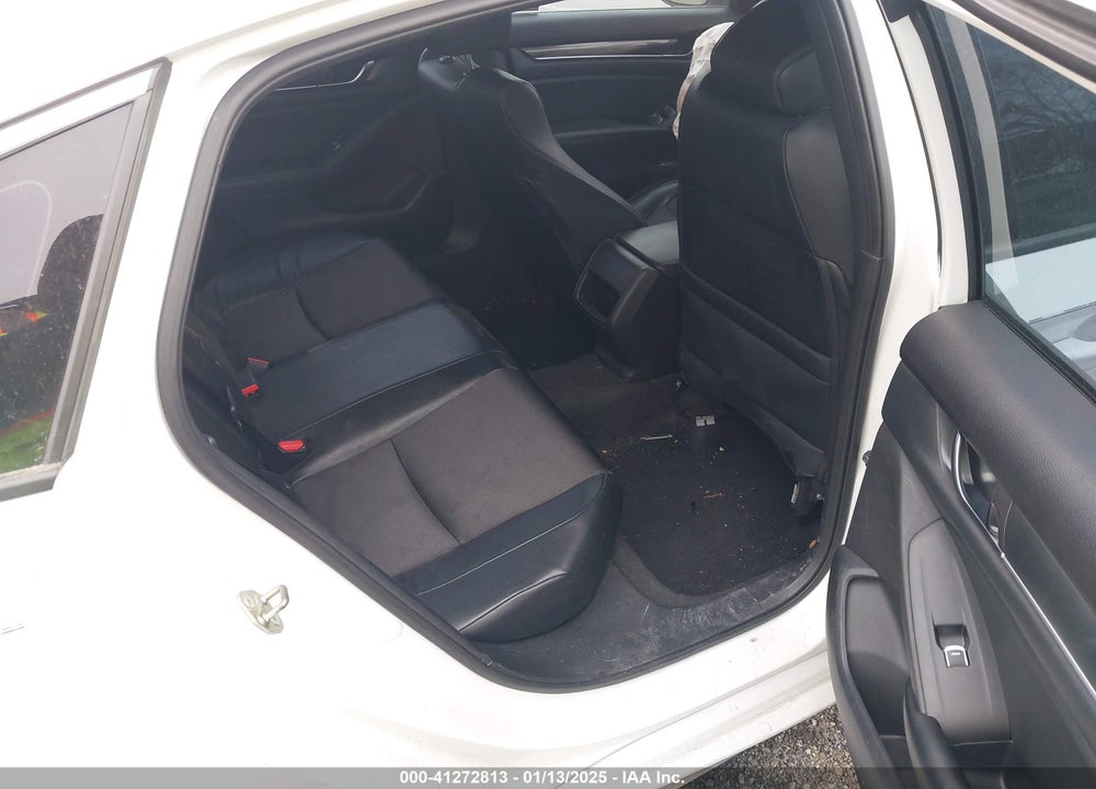 2018 HONDA ACCORD VIN: 1HGCV1F39JA197415