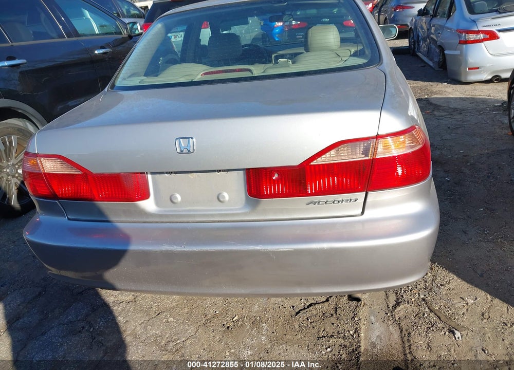 1999 HONDA ACCORD LX VIN: 1HGCG5642XA148687
