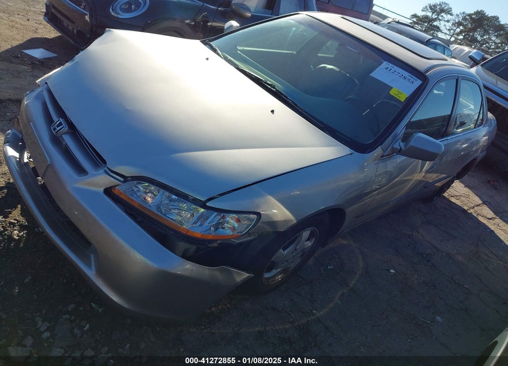 1999 HONDA ACCORD LX VIN: 1HGCG5642XA148687