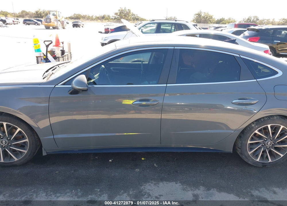 2021 HYUNDAI SONATA VIN: 5NPEH4J22MH119652