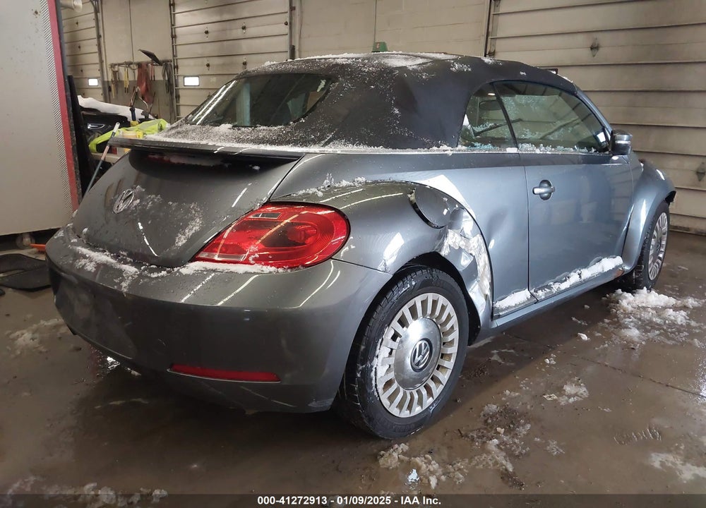 2015 VOLKSWAGEN BEETLE VIN: 3VW517AT0FM812678