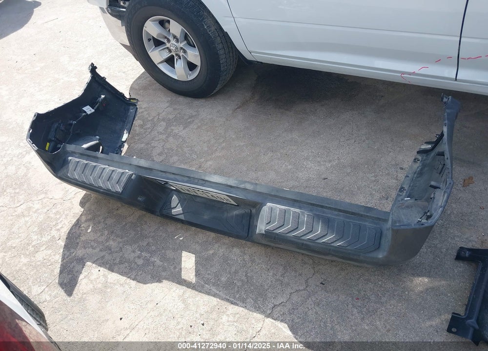 2024 CHEVROLET SILVERADO EV VIN: 1GC10UEDXRU204415