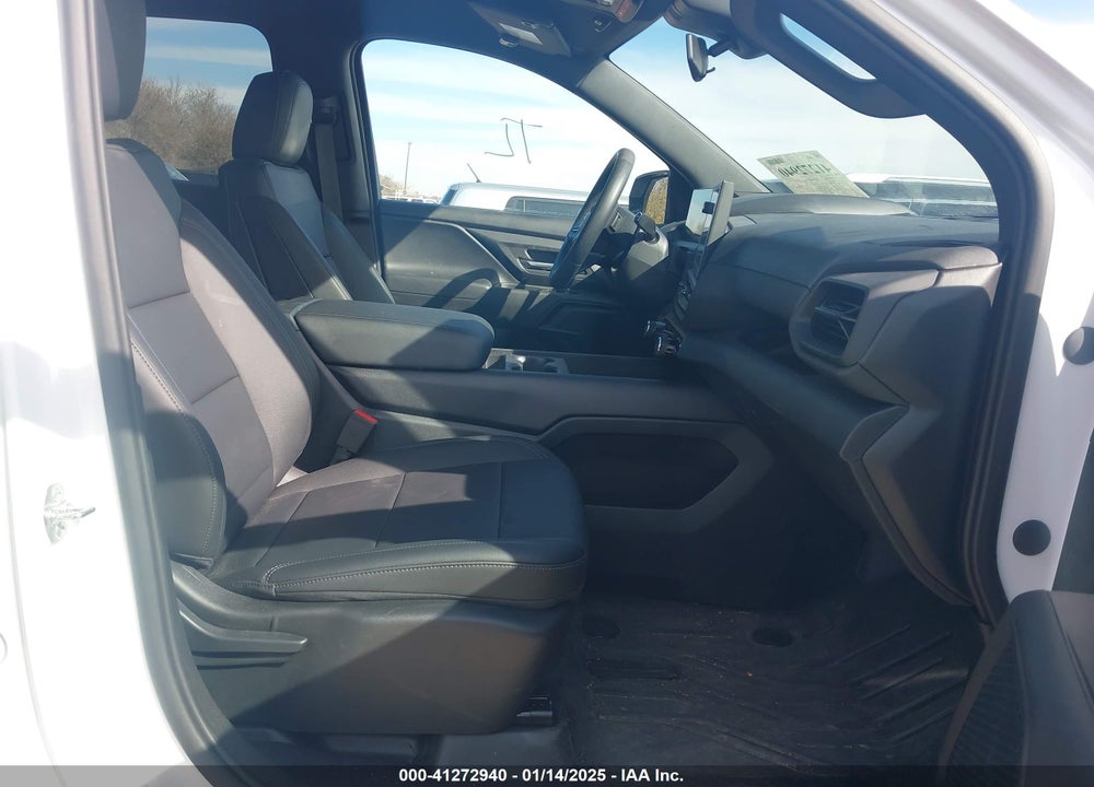 2024 CHEVROLET SILVERADO EV VIN: 1GC10UEDXRU204415