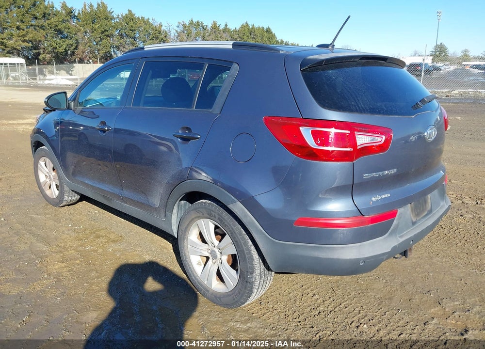 2011 KIA SPORTAGE LX VIN: KNDPBCA26B7131146