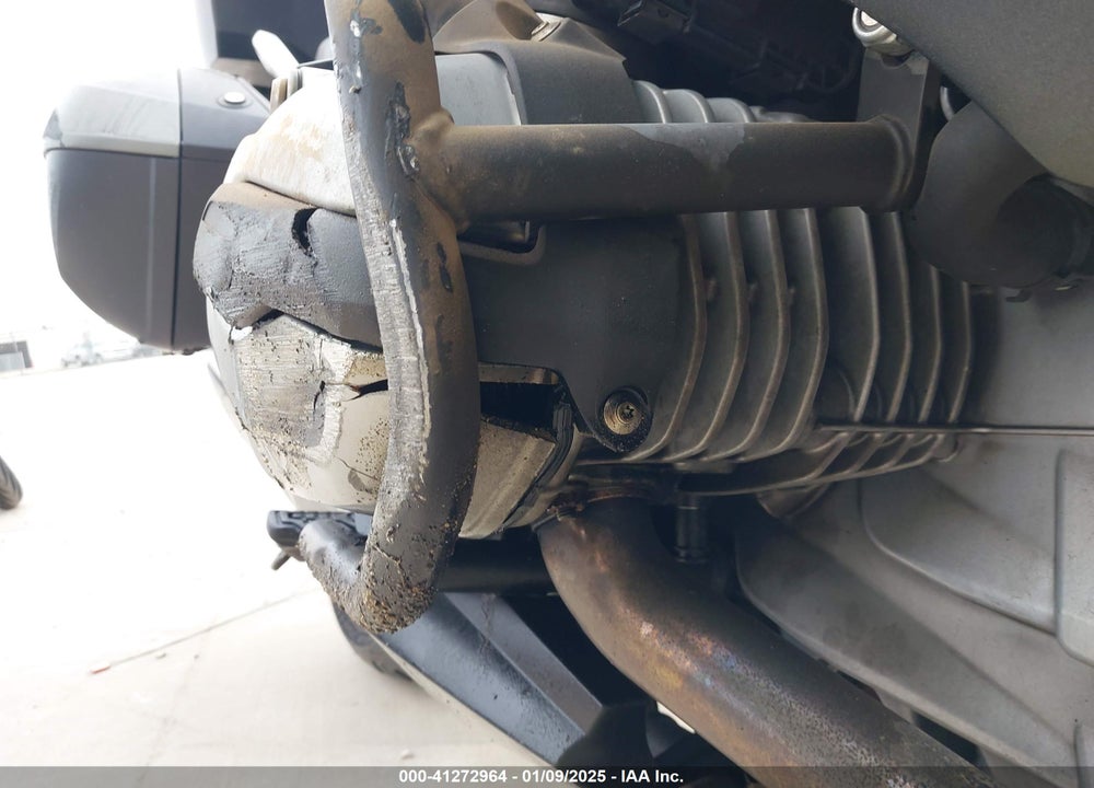 2015 BMW R1200 RT VIN: WB10A130XFZ192964