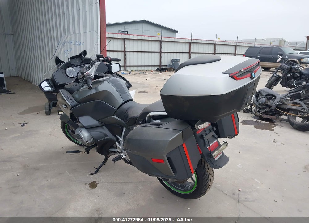 2015 BMW R1200 RT VIN: WB10A130XFZ192964