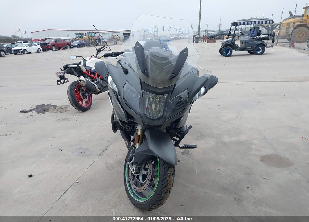 2015 BMW R1200 RT VIN: WB10A130XFZ192964