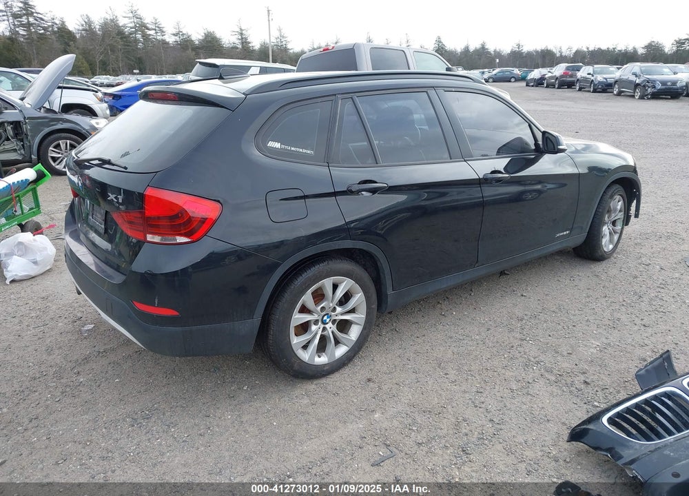 2013 BMW X1 XDRIVE28I VIN: WBAVL1C58DVR82070