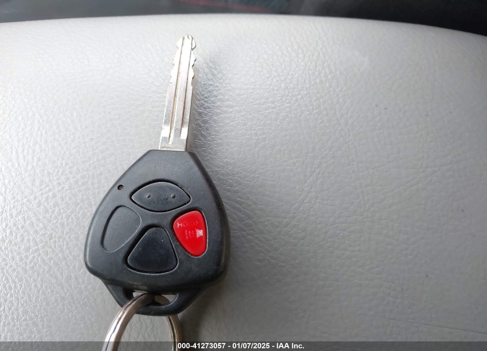 2010 TOYOTA RAV4 VIN: JTMBF4DV2AD032852