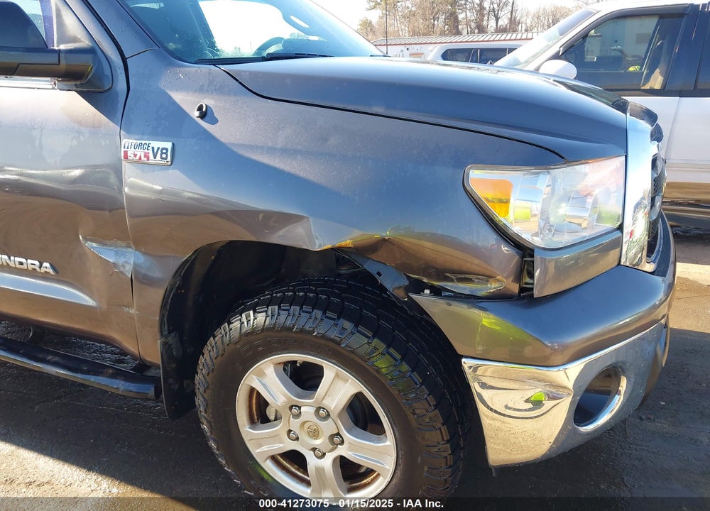 2012 TOYOTA TUNDRA GRADE 5.7L V8 VIN: 5TFRY5F17CX122170