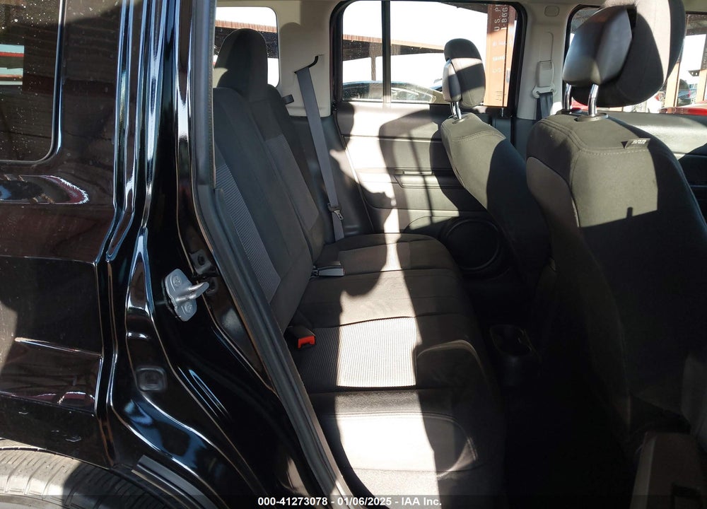 2014 JEEP PATRIOT SPORT VIN: 1C4NJPBB1ED890549