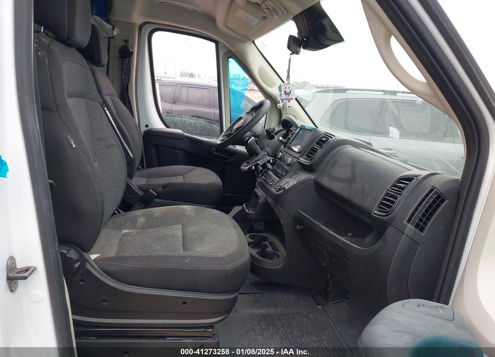 2022 RAM PROMASTER 1500 LOW ROOF 118 WB VIN: 3C6LRVNG1NE132745