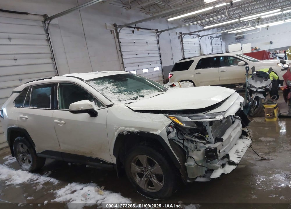 2023 TOYOTA RAV4 XLE VIN: 2T3P1RFV0PW334389