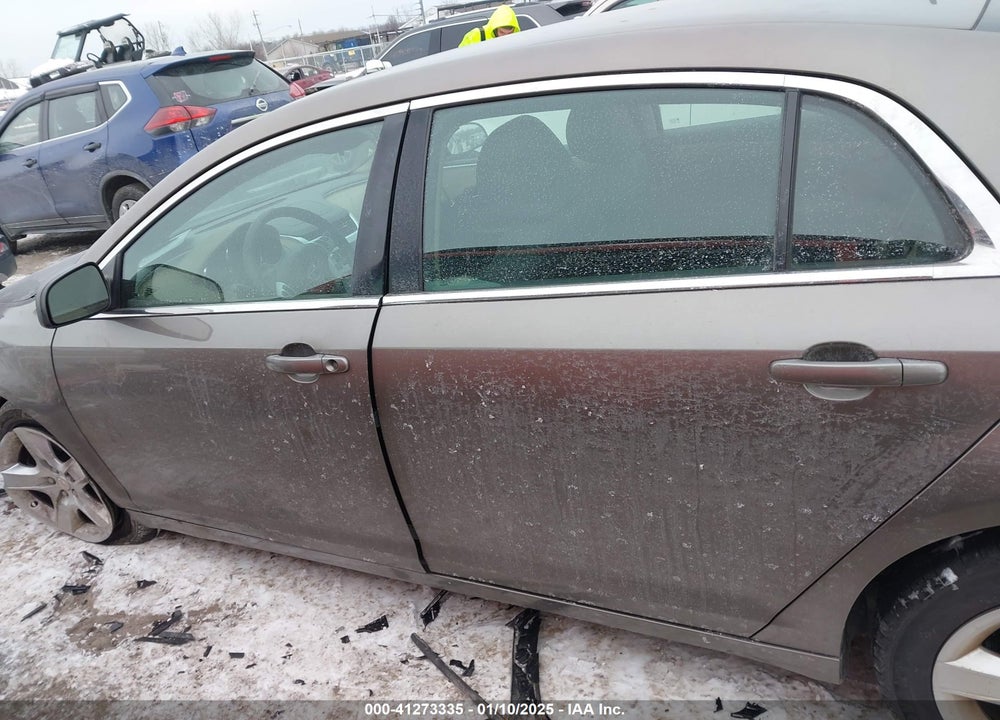 2011 CHEVROLET MALIBU VIN: 1G1ZB5E15BF228374