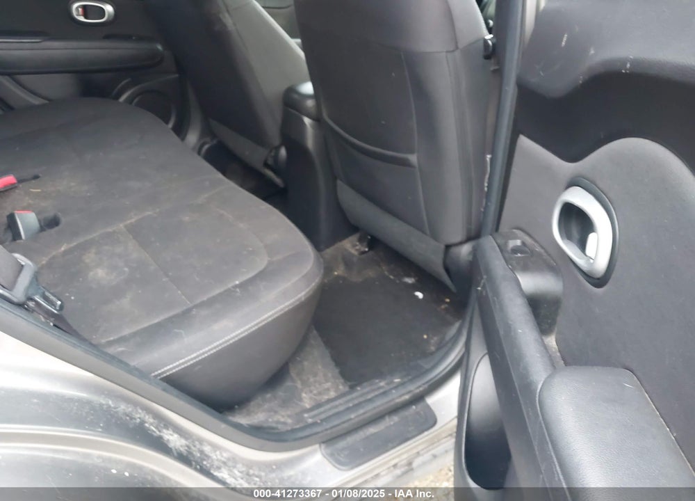 2014 KIA SOUL VIN: KNDJN2A25E7109196