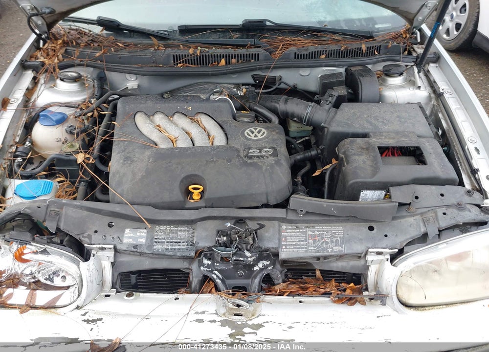 2005 VOLKSWAGEN GOLF GLS 2.0L VIN: 9BWGL61J854002584